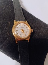F.Hinds Ladies 21 Jewel Automatic Ladies Watch Gold Cal 2671