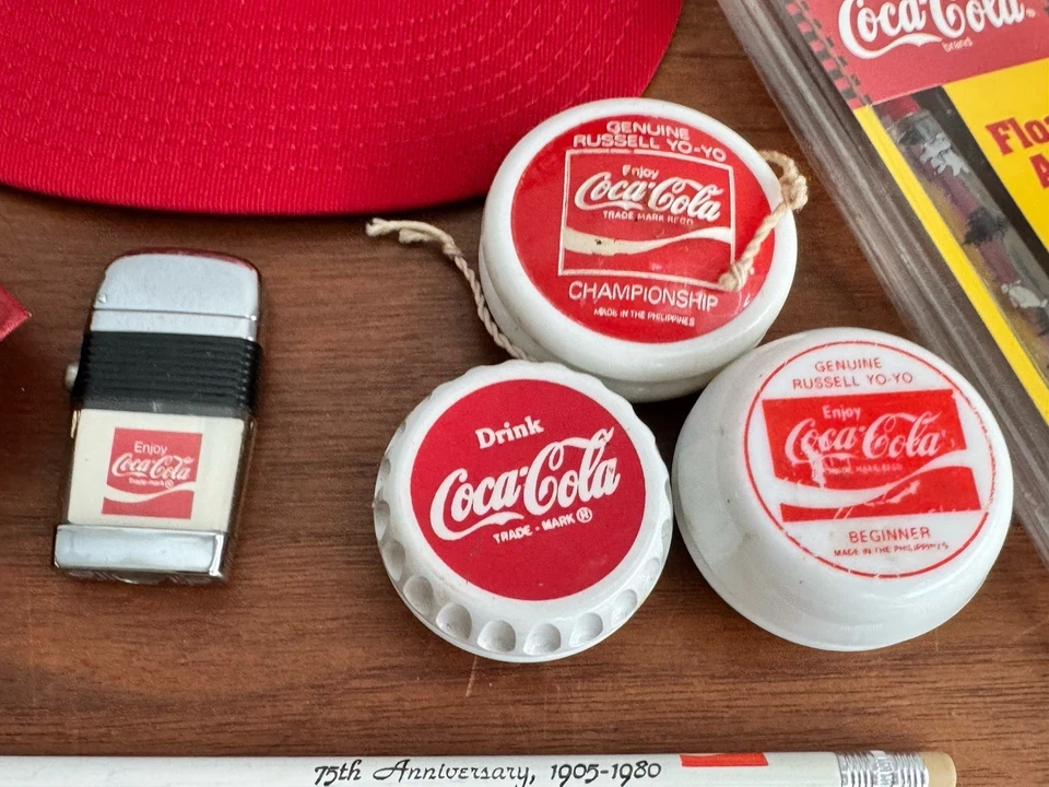 批量 可口可乐 纪念品 铅笔 统治者 帽子 打火机 Yo-Yo 复古 可口可乐手表 — 第 4/4 张图片