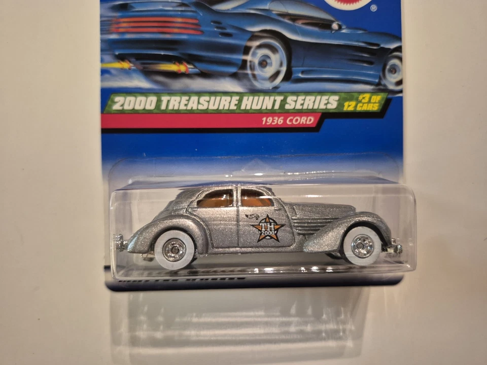 Hot Wheels 2000 Treasure Hunt Series 1936 Cord Real Riders Foto 3 de 3