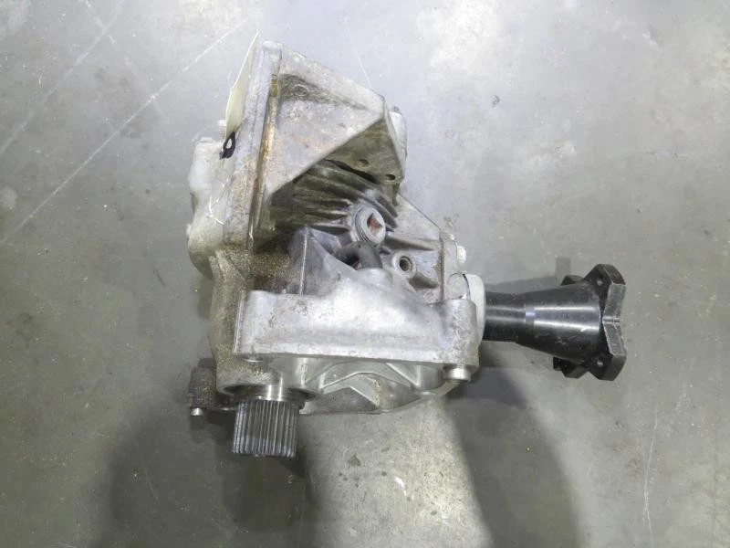 Infiniti JX35 2013 montaje de caja de transferencia CVT 33100-JP11C fabricante original Foto 2 de 4