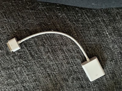 Original Apple iPad Dock 30 pin to VGA Adapter Apple MC552ZM/B (A1368) Gebraucht