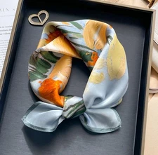 100% Mulberry Silk Scarf Women Flower Neckerchief  20'' Square Small Bandana C4