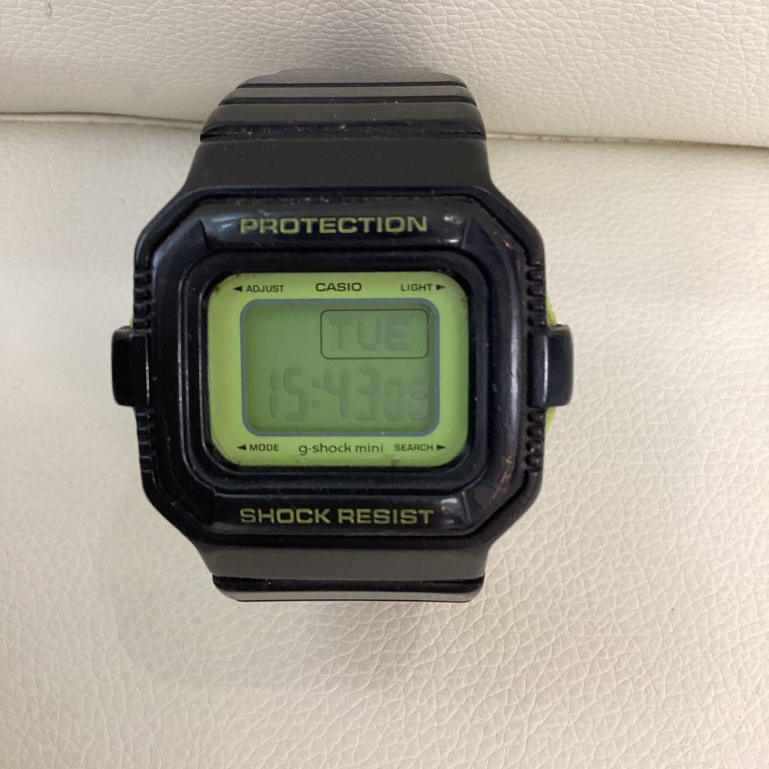 Casio Digital Watch for Men and Women - Stylish and Durable