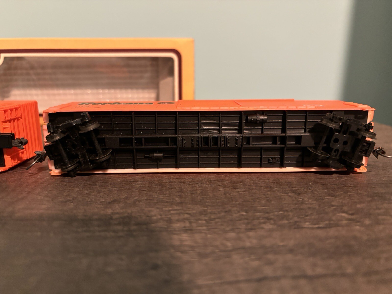 LifeLike 8414 HO Scale Tropicana Orange Juice 50' Box Car TPIX 576 New