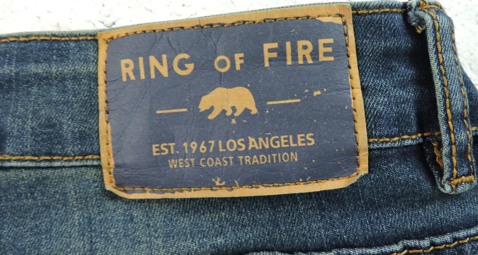 Pantalones de mezclilla azules lavados Ring Of Fire West Coast para hombre 30x30 calce ajustado bigotes Foto 3 de 4