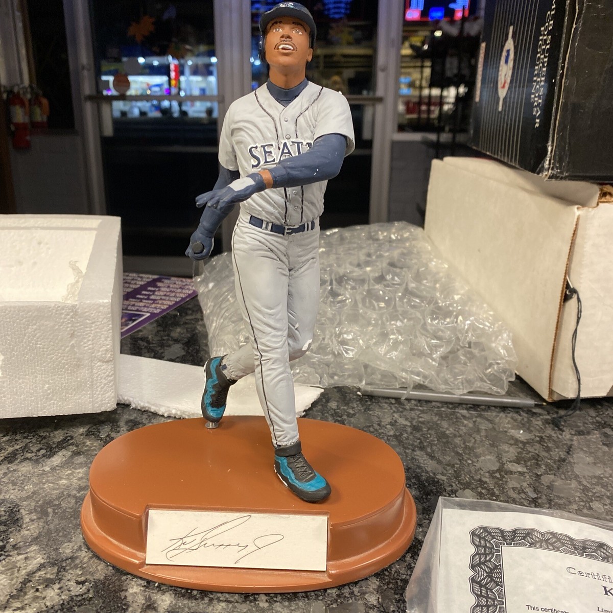 【MLB】Ken Griffey Jr. SALVINO社 Ken Griffey Jr. Signed Autographed Seattle Mariners MLB Salvino