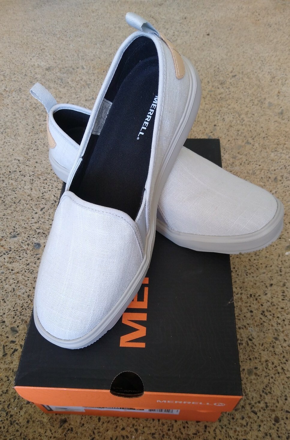 merrell around town city lace canvas