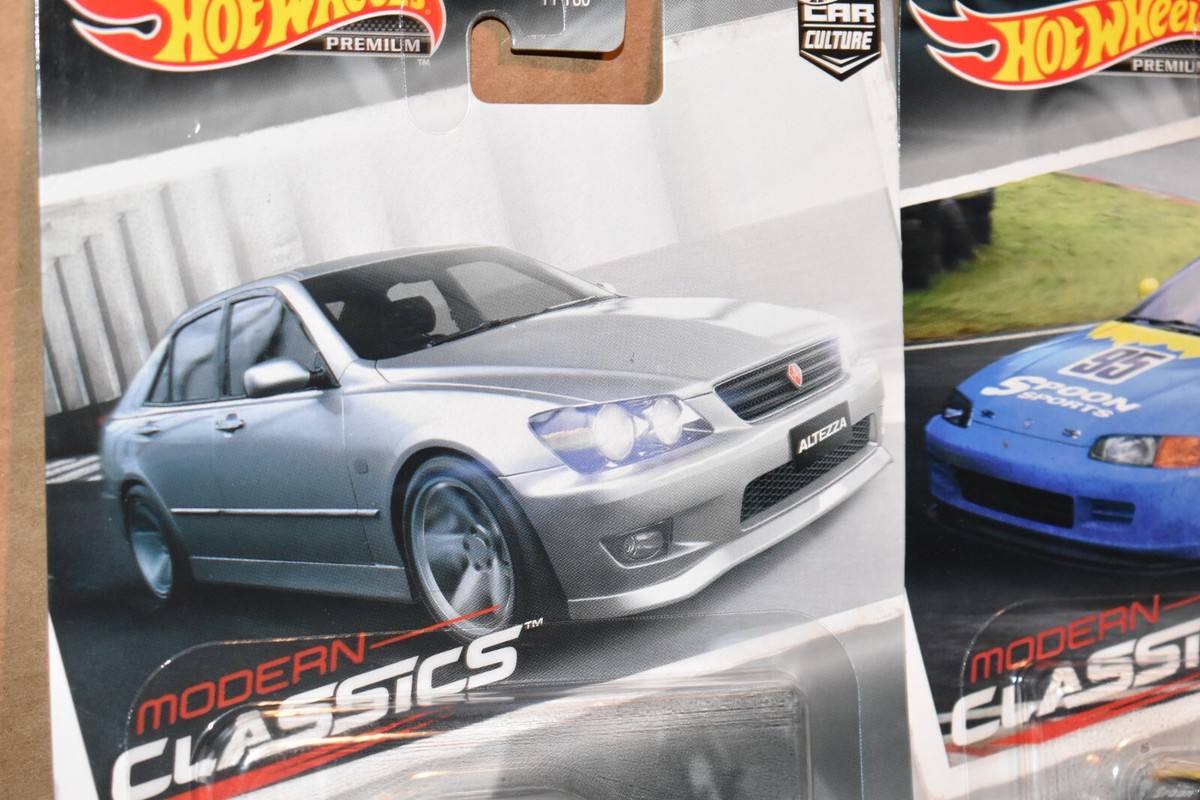 Hot Wheels Modern Classics Honda Civic EG & '98 Toyota Altezza NEW