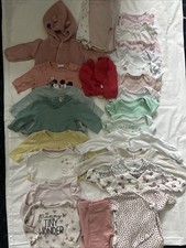 Baby girl clothes bundle – First Size / up to 1 month (about 25 items)