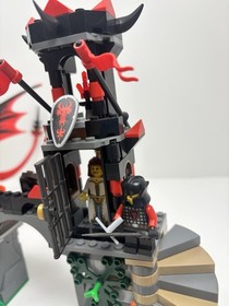 LEGO Castle Dragon Mountain 70403 Rare DRAGON. Mostly Complete