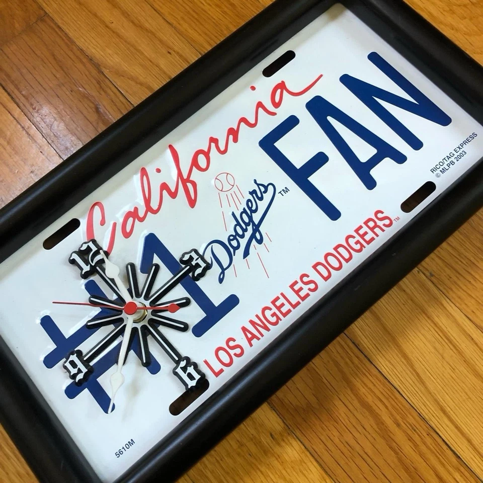 Reloj de fanático MLB Los Angeles Dodgers #1 2003 coleccionable. Nuevo Foto 2 de 4