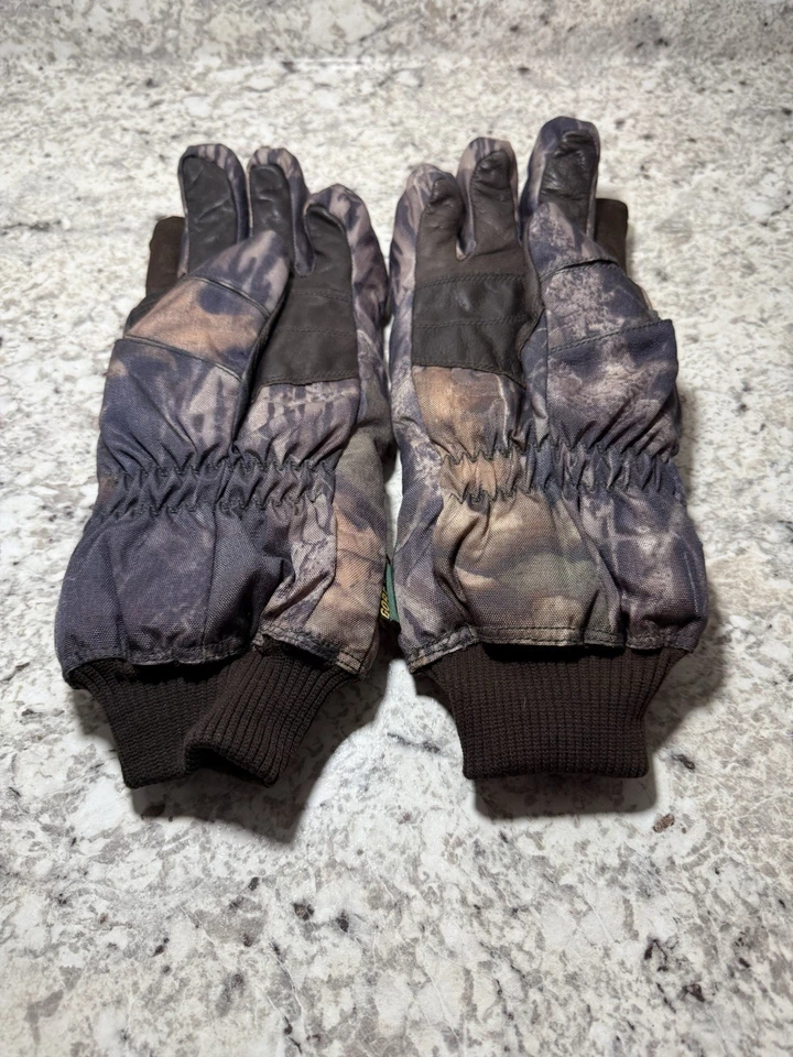 Cabela’s Gore-Tex Extreme Shooting Gloves Sz S NWOT Waterproof Trigger Finger - Image 2 of 4