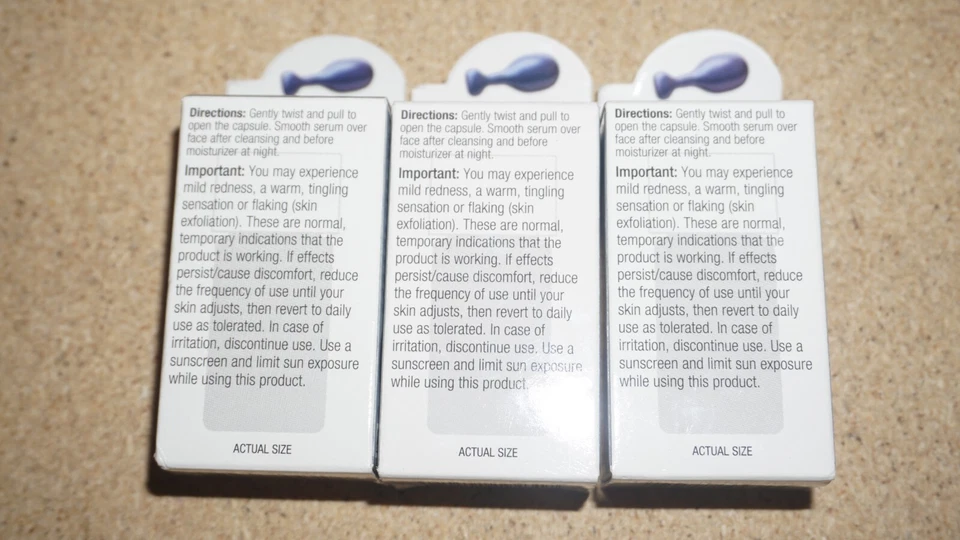 (3 juegos) Cápsulas de suero facial de retinol para reparación rápida de arrugas Neutrogena de 7 quilates cada una Foto 2 de 2