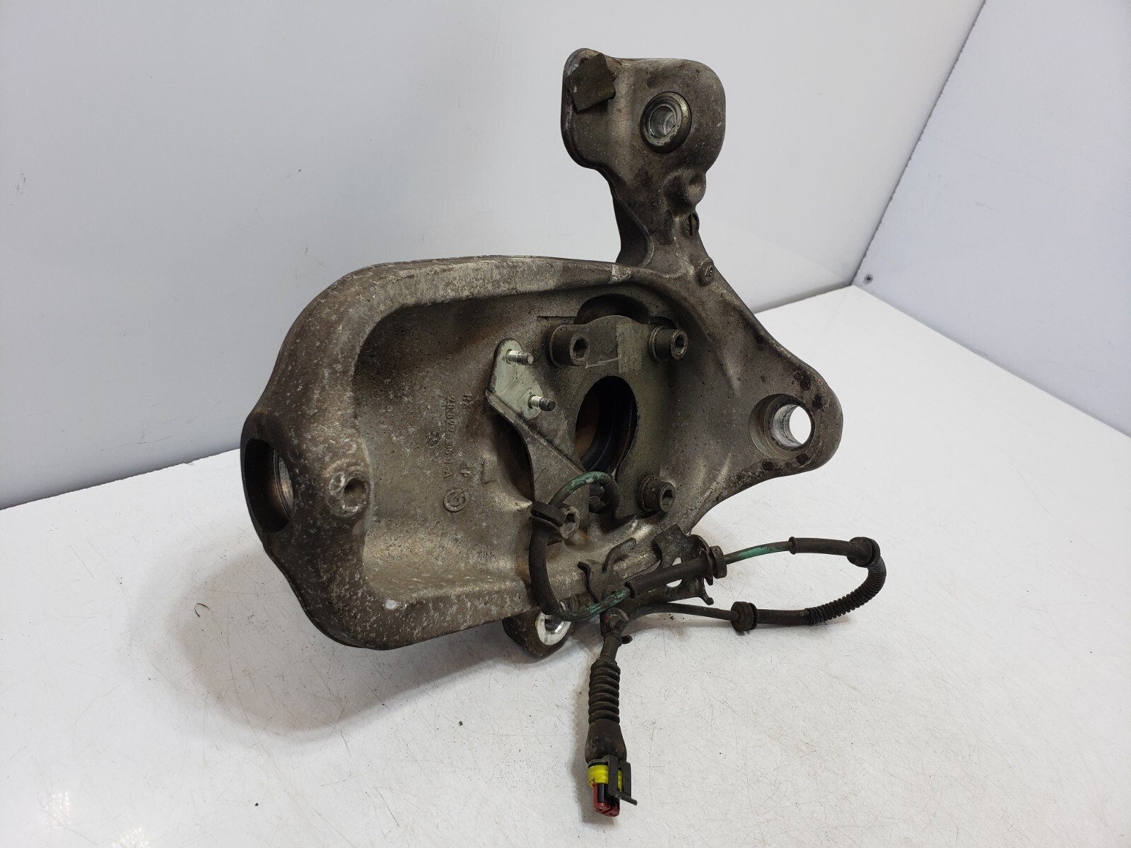 ✅ 03-08 OEM Maserati Quattroporte M139 RWD Front Right Passenger Spindle Knuckle