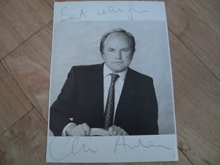 CLIVE ANDERSON autographed photo signed by Clive Anderson