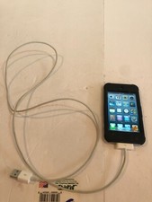 iPod Touch 4th Generation 16GB ME178LL/A with USB Charging Cord - WORKS 