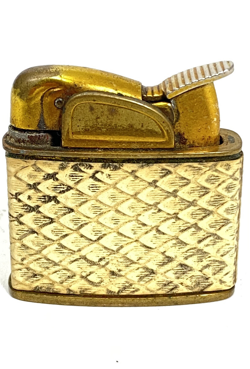- Leather Finish
