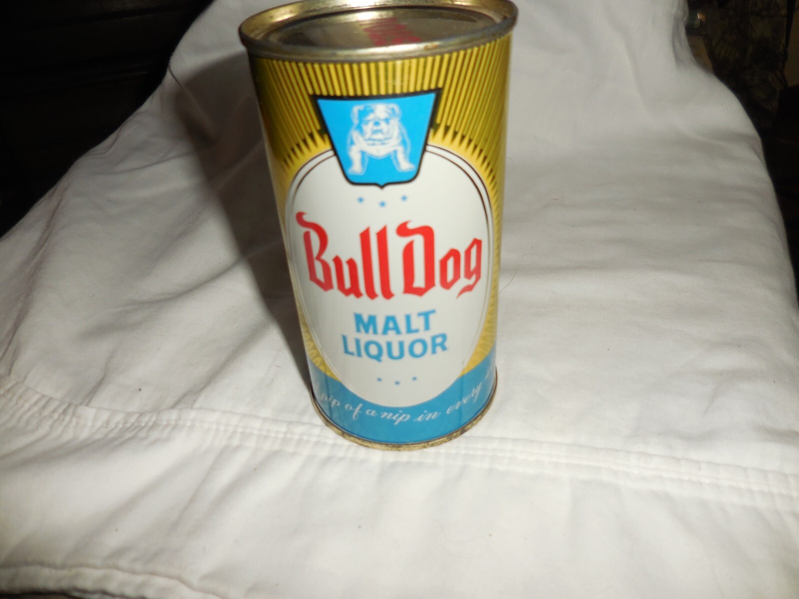 Vintage Bull Dog Malt Liquor Grace Brothers Brewing CA 1960's