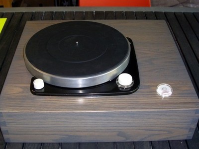 CEC FR-245A Turntable