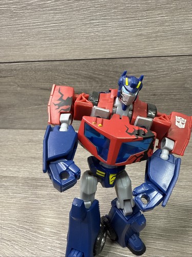 Optimus Prime Transformers Animated The Battle Begins 2007 Hasbro  - Imagen 2 de 11