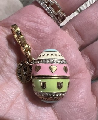 2008 JUICY COUTURE LIMITED EDITION EASTER EGG CHARM WITH DOG