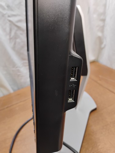 Dell UltraSharp 2007WFPb-20" Widescreen LCD Monitor W/ Adjustable Stand/Cables - Picture 10 of 21