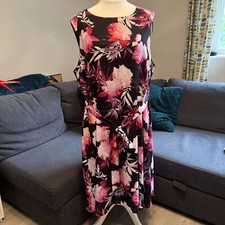 Image of Evans Floral/peony Dress Size 22 BNWT