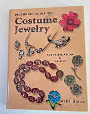 Pictorial Guide to Costume Jewelry Ariel  Bloom HC