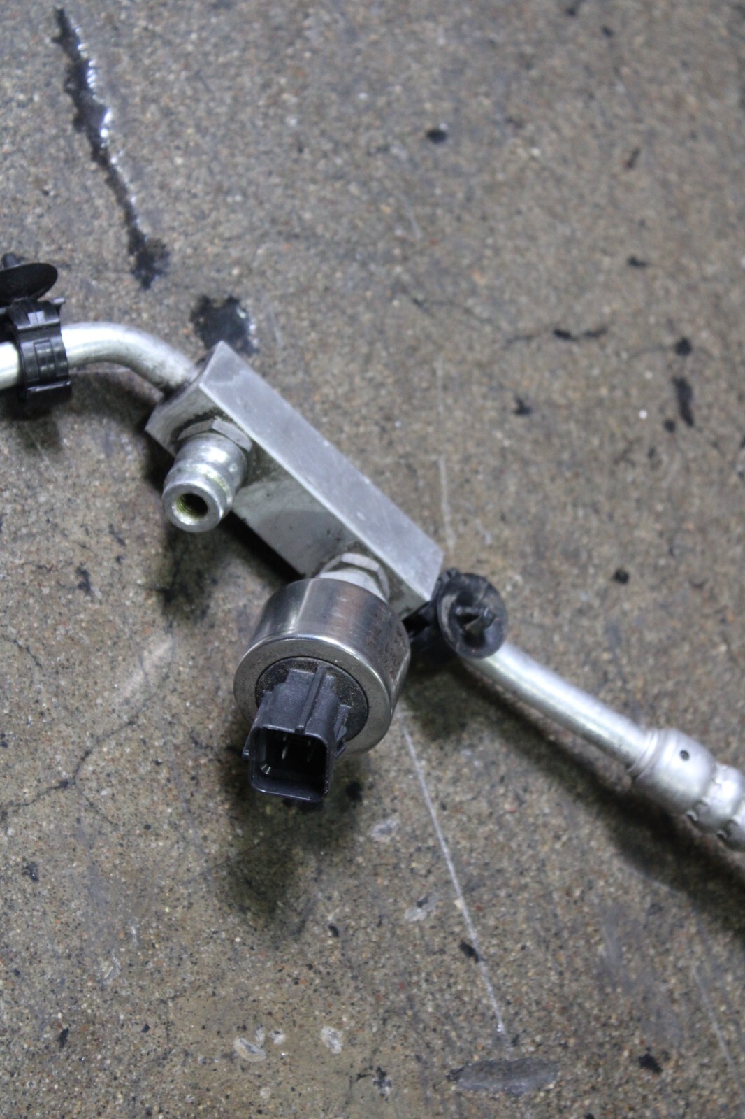 Maserati Granturismo, AC Hose, Condenser to Evaporator, Used, P/N 84790700
