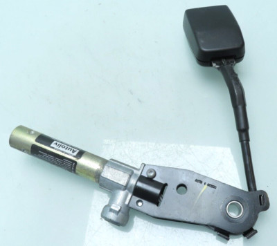 FORD PUMA I / EC / GURTSCHLOSS GURTSTRAFFER / vorne rechts / 95ABA61208AB (M1251