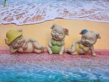 Vintage Sunbathing Pig Figurines Salt and Pepper Shakers & Toothpick Holder