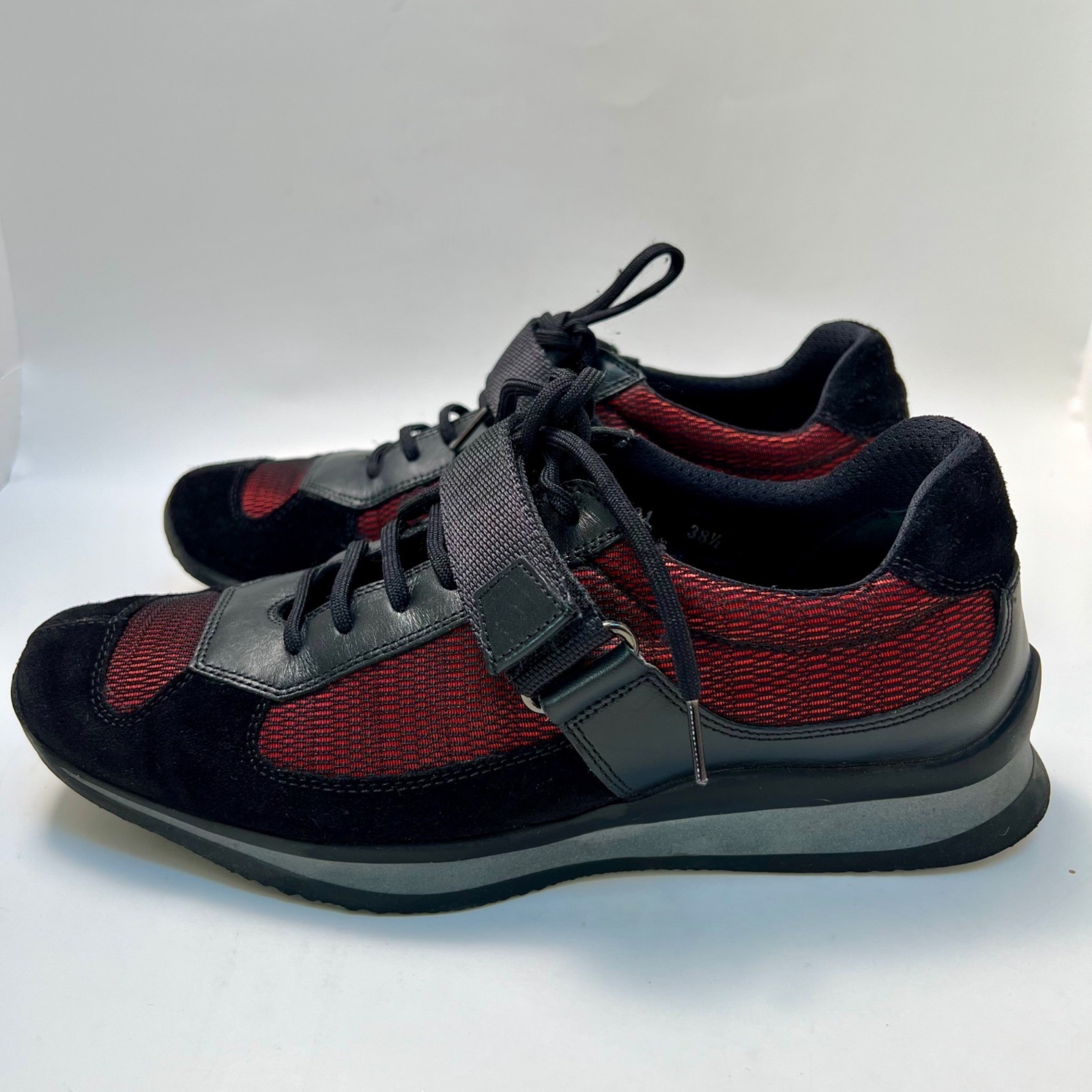 Vintage PRADA Calzature Donna Suede & Mesh Sneakers Size 8.5 / 38.5 thumbnail 4