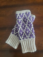 Women's Handmade Crochet/Knit Mosaic Diamond Fingerless/Texting Gloves