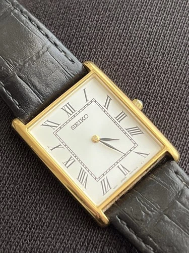 Seiko Tank Mens Vintage Watch Roman Numeral Dial Gold Plated 7N00-0AZ0 Leather