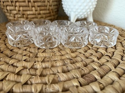 Vtg. Napkin Rings Set of 8 Clear Acrylic Atomic Stars Made In Hong Kong