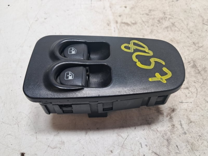 735360604 BOTON ELEVALUNAS LANCIA YPSILON II 843 1.3DIESEL brufpK8257-335236