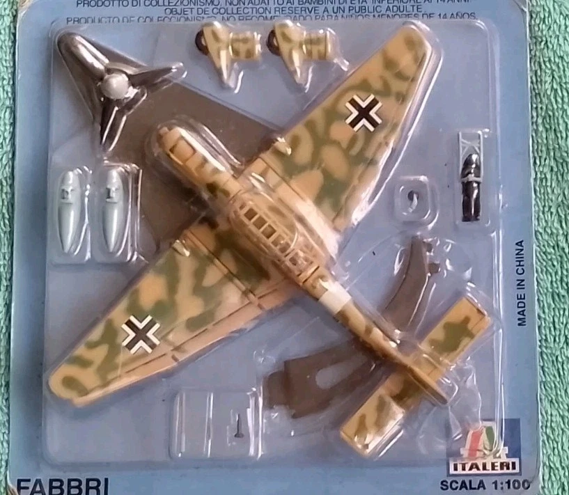 N.3 MODELLINI AEREI MILITARI " FABBRI ITALIERI " Scala 1:100 - Immagine 3 di 4