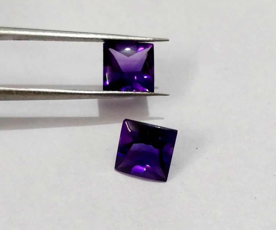 6 mm Buff top Square Natural African Amethyst pair matching stones Clean clarity - Image 3 of 4
