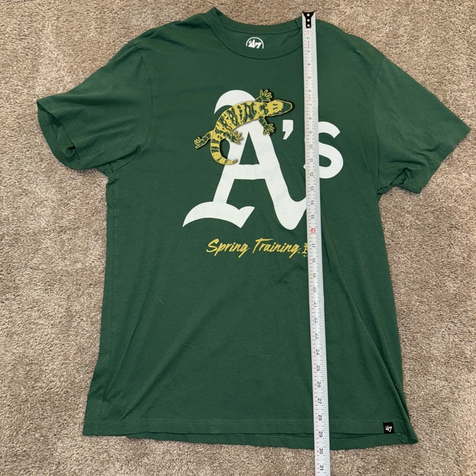 Oakland Athletics MLB Baseball '47 Brand Green Distressed T-Shirt Men's LARGE - Image 4 of 4