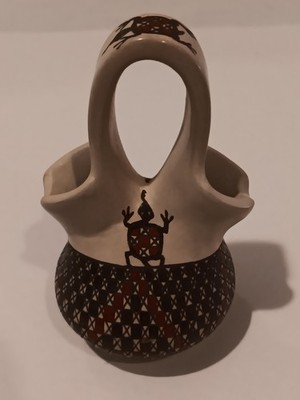 Mata Ortz  Pottery Wedding Vase Artist Signed Carmen Veloz 3 1/2''