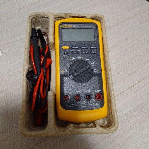 FLUKE 87V Industrial True RMS Digital Multimeter Tested