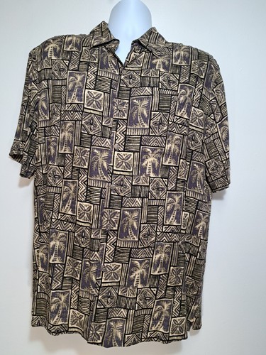 Batik Bay Rayon Short Sleeve Button Down Shirt Men size L.