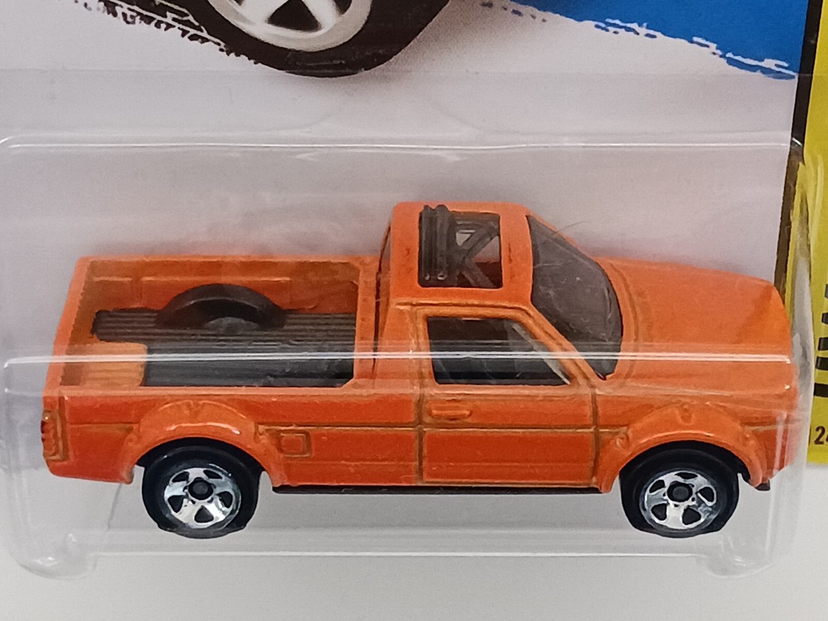 ☆ 1982 Volkswagen Caddy, 2014 Hotwheels Off-Road 124/250