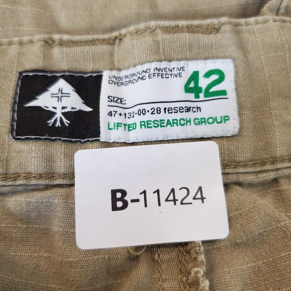 VINTAGE LRG Lifted Research Group Men Shorts 42 Beige Cargo Ripstop 11" Y2K - Image 2 of 4