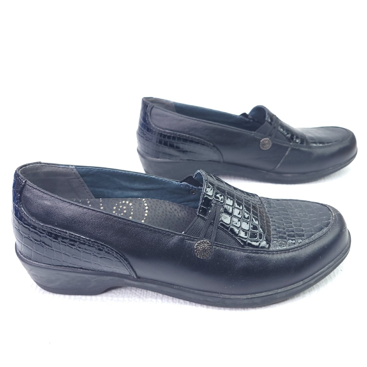 Propet Briana W0806 Slip On Wedge Shoes Black Croc Print Leather