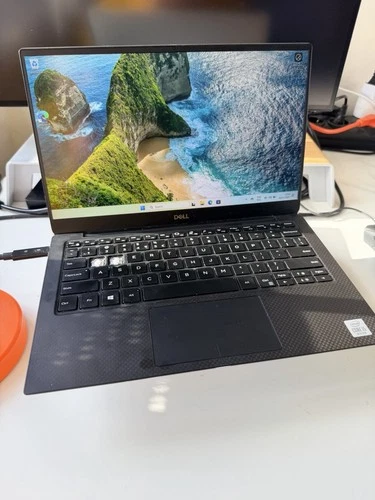 Dell XPS 13 7390 – Intel Core i5 / 8GB RAM / 256GB SSD