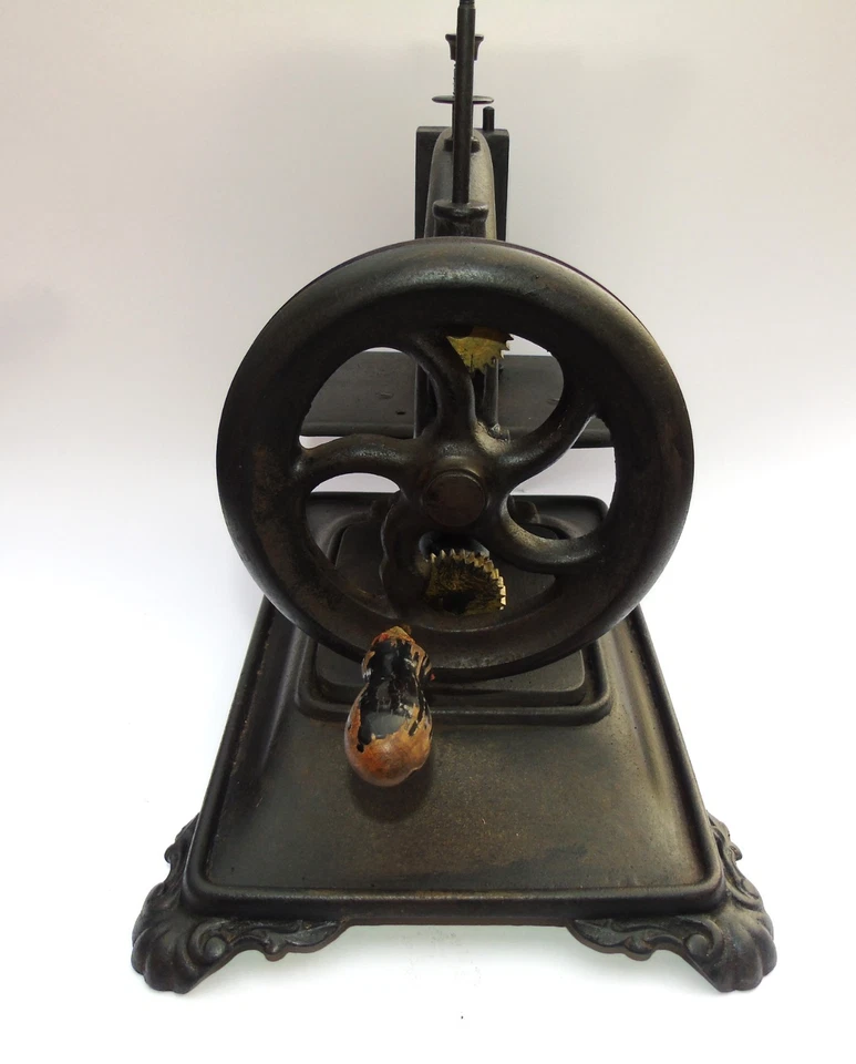 Ancienne petite machine à coudre Original Machine  Guhl & Harbeck - Photo 4/4