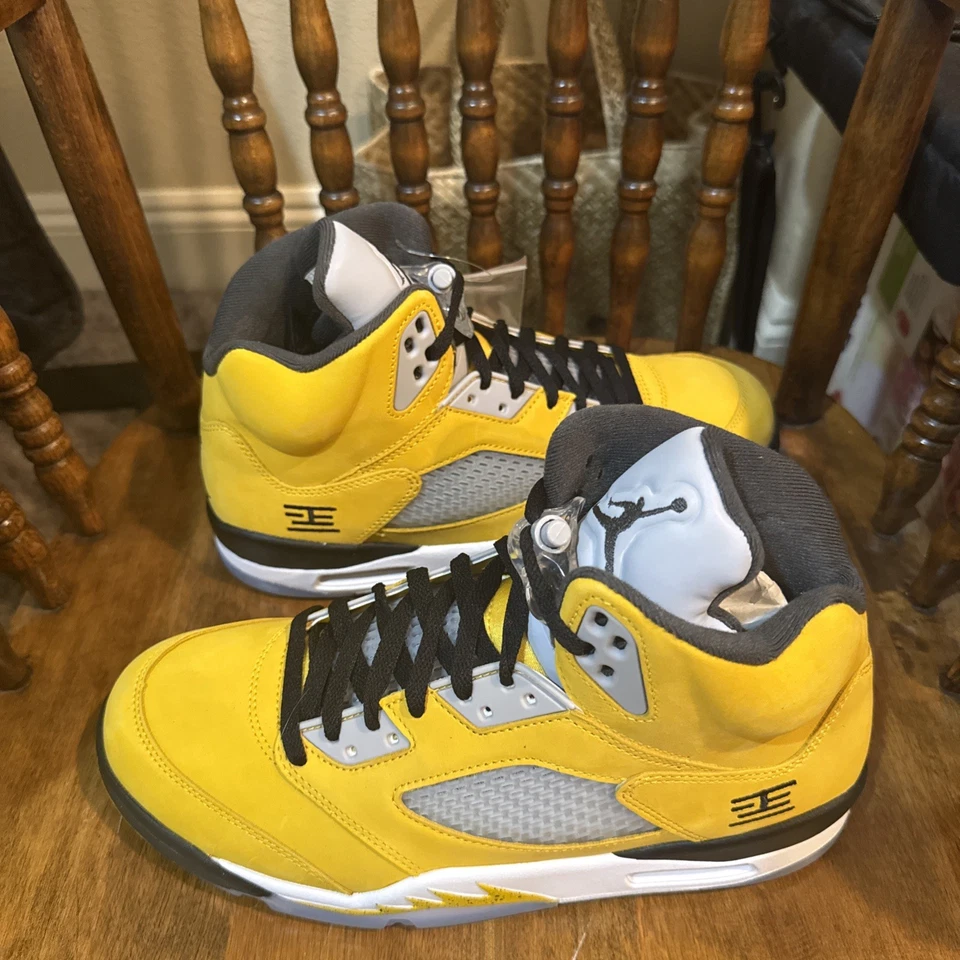 Air Jordan 5 Retro T23 2025 Tokio Talla 10 Foto 3 de 4