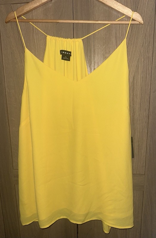 Women’s Yellow Chiffon Cami Size XXL Spaghetti Strap V-Neck Tank Top