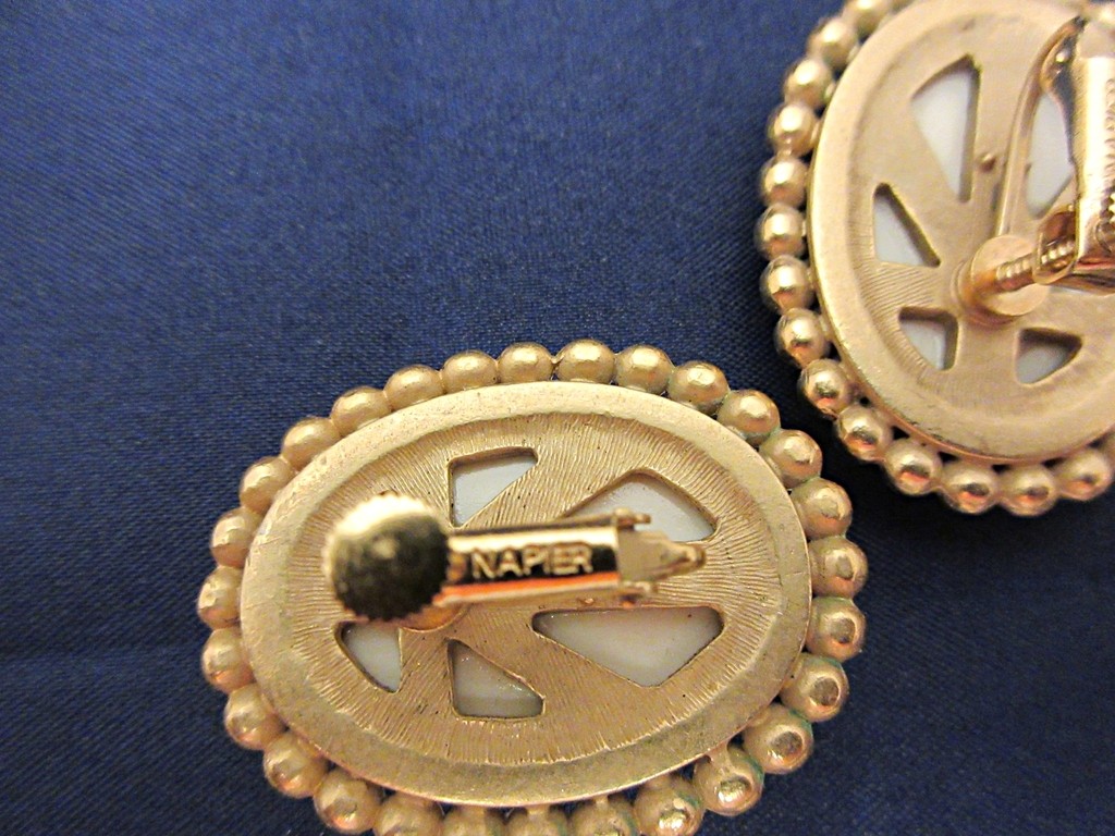 Vintage Napier Necklace Earrings Cream Ovals Chunky Lovely Designer Set